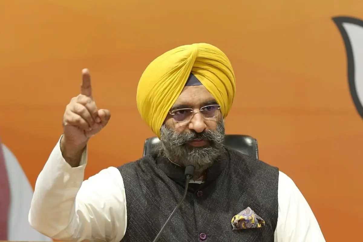 पिता फिरोज, मां नेहरू तो बच्चे गांधी कैसे हुए : मनजिंदर सिंह सिरसा